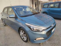 Blu Usata 2015 Hyundai i20 Tre volumi | 9300 € (Buon prezzo)