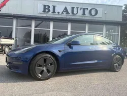 Blu Usata 2021 Tesla Model 3 Long Range Tre volumi | 27.300 € (Ottimo prezzo)