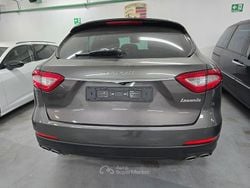 Grigio Usata 2017 Maserati Levante SUV | 26.000 € (Super prezzo)