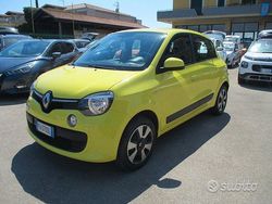 Giallo Usata 2015 Renault Twingo SE Due volumi | 6500 € (Buon prezzo)