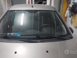 Grigio Usata 2000 Fiat Punto Due volumi | 2000 € (Buon prezzo)