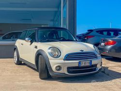 Beige Usata 2011 Mini Cooper D Due volumi | 6990 € (Cara)