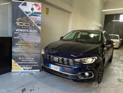 Blu Usata 2022 Fiat Tipo Cross Tre volumi | 10.990 € (Ottimo prezzo)