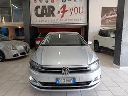 Argento Usata 2020 VW Polo Comfortline Tre volumi | 12.900 € (Buon prezzo)