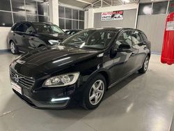 Nero Usata 2015 Volvo V60 Station wagon | 10.900 € (Buon prezzo)