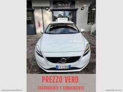 Bianco Usata 2019 Volvo V40 Business Edition Tre volumi | 9800 €