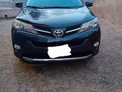 Nero Usata 2013 Toyota RAV4 Lounge SUV | 12.500 € (Molto cara)