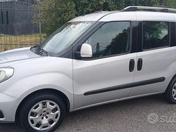 Grigio Usata 2015 Fiat Doblò Lounge Monovolume | 10.500 € (Buon prezzo)