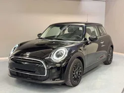 Nero Usata 2022 Mini ONE Essential Due volumi | 24.490 € (Molto cara)