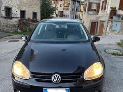 Nero Usata 2007 VW Golf V Comfortline Tre volumi | 2500 € (Buon prezzo)