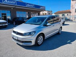Grigio Usata 2021 VW Touran Business Monovolume | 22.900 € (Buon prezzo)