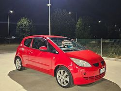 Rosso Usata 2006 Mitsubishi Colt Due volumi | 4000 € (Molto cara)