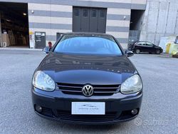 Nero Usata 2007 VW Golf V Comfortline Tre volumi | 1500 € (Ottimo prezzo)