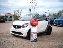 Bianco Usata 2016 Smart ForTwo Cabrio Prime Cabrio | 13.500 € (Buon prezzo)