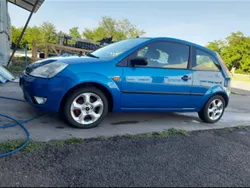 Usata 2003 Ford Fiesta Due volumi | 1800 € (Ottimo prezzo)