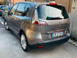 Grigio Usata 2012 Renault Scénic Monovolume | 5000 € (Buon prezzo)