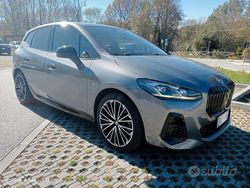 Grigio Usata 2022 BMW 218 Shadowline Monovolume | 32.990 € (Molto cara)