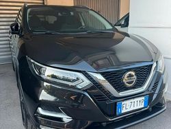 Usata 2018 Nissan Qashqai SUV | 15.000 € (Buon prezzo)