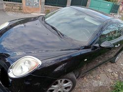 Usata 2008 Alfa Romeo MiTo Due volumi | 2500 €