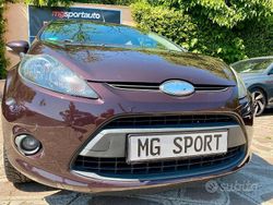 Argento Usata 2009 Ford Fiesta Due volumi | 3880 € (Buon prezzo)
