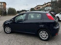 Blu Usata 2016 Fiat Punto Tre volumi | 4900 € (Buon prezzo)