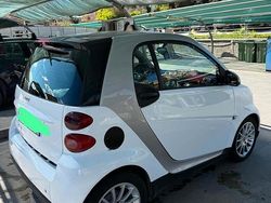 Bianco Usata 2009 Smart ForTwo Coupé Passion Due volumi | 5200 € (Buon prezzo)