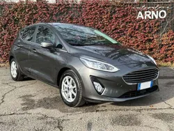 Arancione Usata 2020 Ford Fiesta Vignale Due volumi | 12.800 € (Buon prezzo)