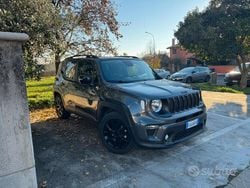 Grigio Usata 2024 Jeep Renegade Night Eagle SUV | 17.000 € (Ottimo prezzo)