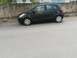 Usata 2007 Toyota Yaris Luna Due volumi | 3500 € (Cara)
