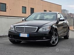 Nero Usata 2008 Mercedes C220 Avantgarde Tre volumi | 5500 € (Buon prezzo)