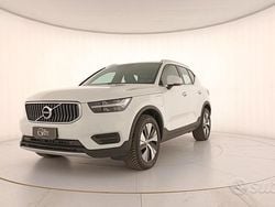 Bianco Usata 2022 Volvo XC40 Core SUV | 26.900 € (Ottimo prezzo)