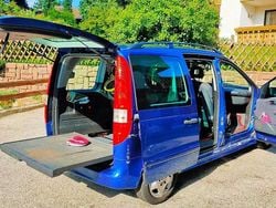 Blu/azzurro Usata 2002 Mercedes Vaneo Monovolume | 3000 €