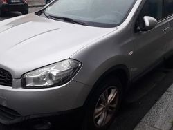 Grigio Usata 2010 Nissan Qashqai SUV | 3700 € (Ottimo prezzo)