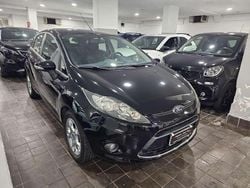 Nero metallizzato Usata 2010 Ford Fiesta Titanium Due volumi | 3890 € (Buon prezzo)