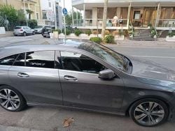 Bronzo Usata 2015 Mercedes CLA220 Tre volumi | 15.000 €