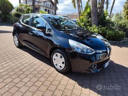 Nero Usata 2013 Renault Clio IV Tre volumi | 6500 € (Buon prezzo)