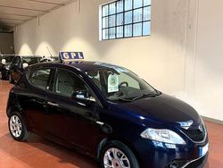 Blu Usata 2016 Lancia Ypsilon Gold Due volumi | 7950 € (Buon prezzo)