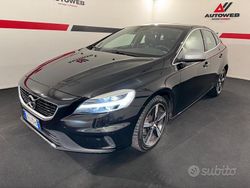 Nero Usata 2018 Volvo V40 R-Design Tre volumi | 10.990 € (Buon prezzo)