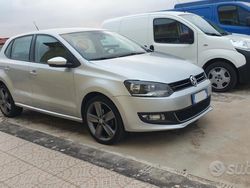 Grigio Usata 2011 VW Polo Due volumi | 10.500 € (Molto cara)