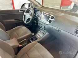 Usata 2006 VW Golf Plus Cross Monovolume | 2500 €