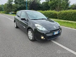 Nero Usata 2012 Renault Clio IV Tre volumi | 3800 € (Buon prezzo)