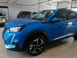 Blu Usata 2021 Peugeot e-2008 Allure SUV | 16.950 € (Ottimo prezzo)