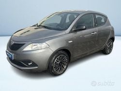 Argento metallizzato Usata 2019 Lancia Ypsilon Platinum Due volumi | 10.400 € (Buon prezzo)