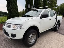 Bianco Usata 2011 Mitsubishi L200 Intense Pick-up | 15.900 € (Cara)
