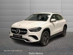 Bianco Nuova 2025 Mercedes E250 Advanced SUV | 43.900 €