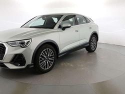 Argento rugiada met Usata 2022 Audi Q3 Sportback Business Plus SUV | 31.800 € (Buon prezzo)