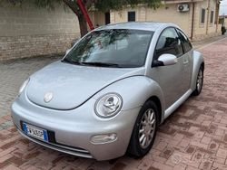 Grigio Usata 2005 VW Beetle Tre volumi | 2490 € (Ottimo prezzo)
