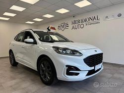 Bianco Usata 2022 Ford Kuga ST-Line SUV | 19.500 € (Cara)
