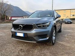 Grigio Usata 2018 Volvo XC40 Momentum SUV | 20.500 € (Buon prezzo)
