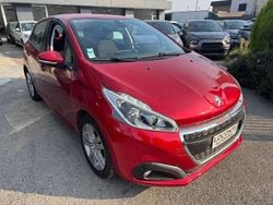 Rosso Usata 2018 Peugeot 208 Allure Due volumi | 5990 € (Super prezzo)